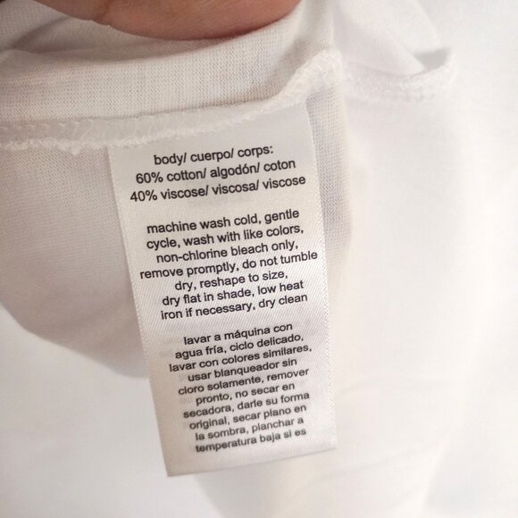 Nautica Jeans White Logo Relaxed Fit T-Shirt Women M NWT Soft Lightweight Gift - Picture 3 of 6